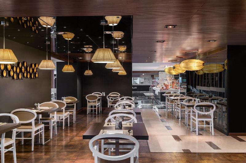 Four Points by Sheraton Doha - Restoran