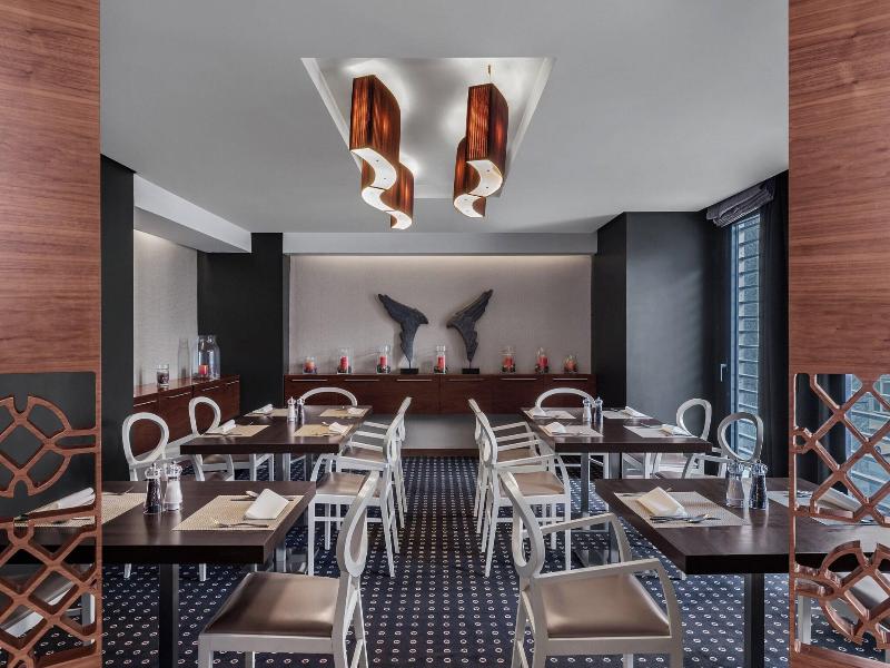 Four Points by Sheraton Doha - Restoran