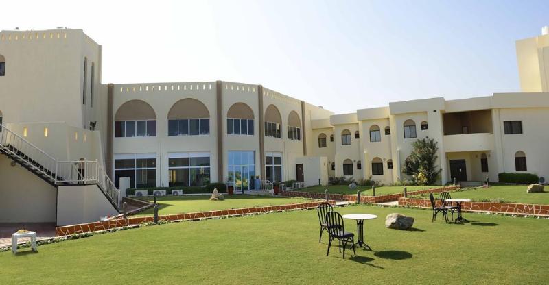 Resort Sur Beach Holiday - Genel