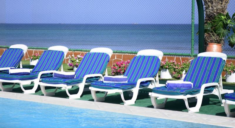 Resort Sur Beach Holiday - Havuz