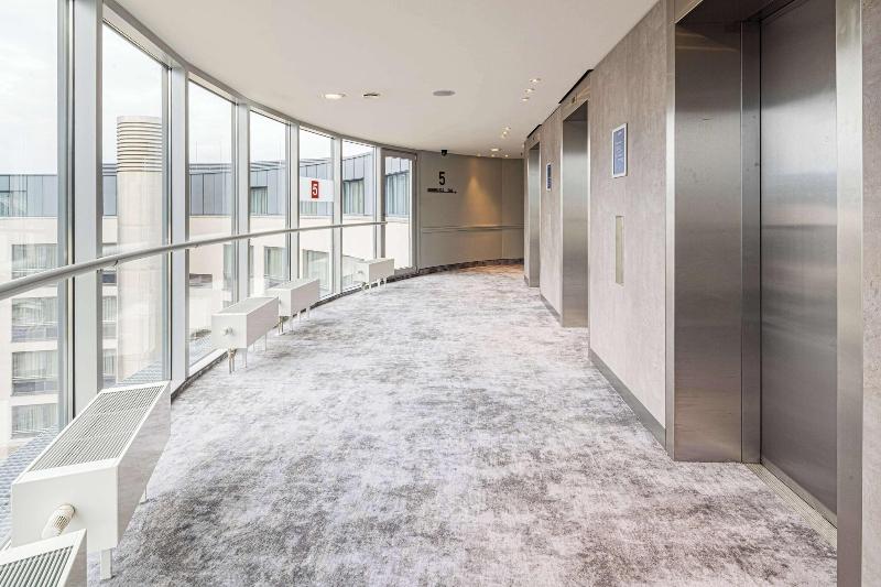 Radisson Blu Hotel, Hamburg Airport - Lobi