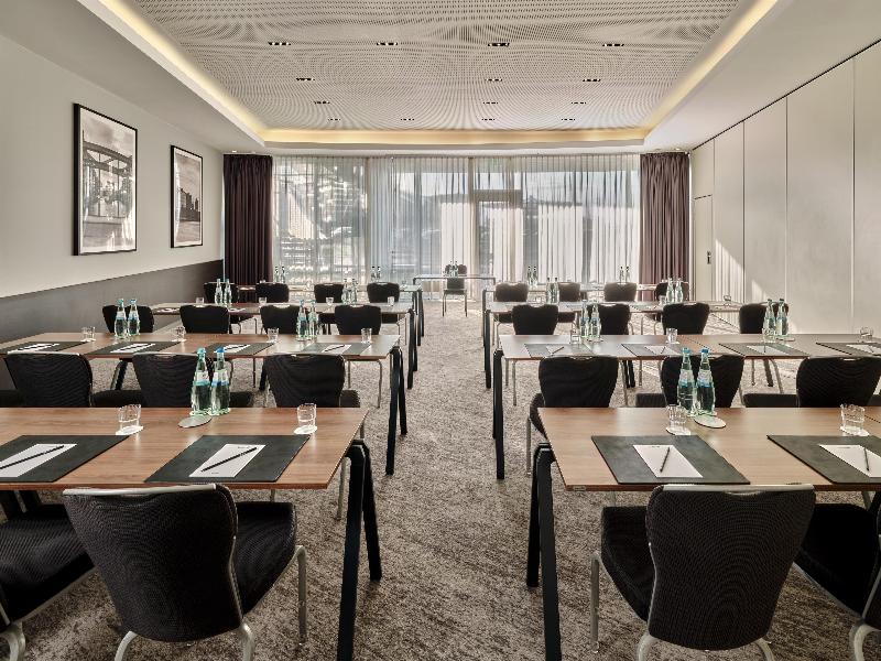 Radisson Blu Hotel, Hamburg Airport - Toplantı