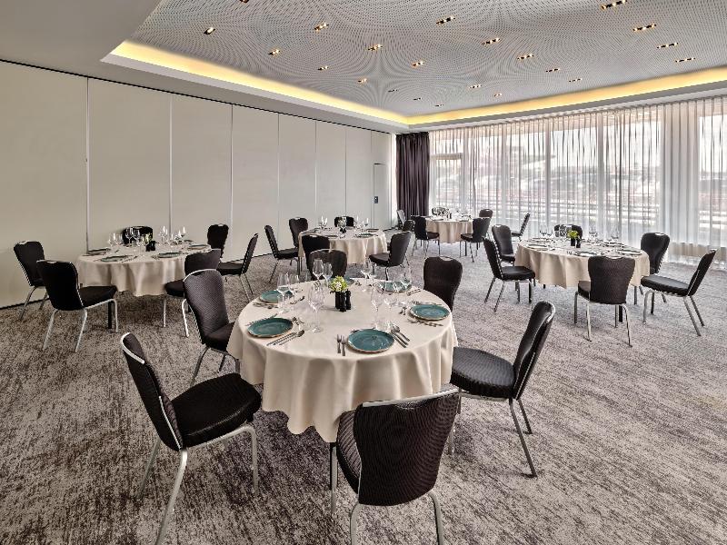 Radisson Blu Hotel, Hamburg Airport - Toplantı