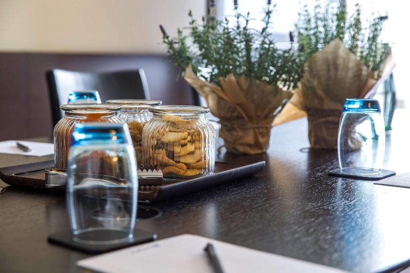 Radisson Blu Hotel, Hamburg Airport - Toplantı