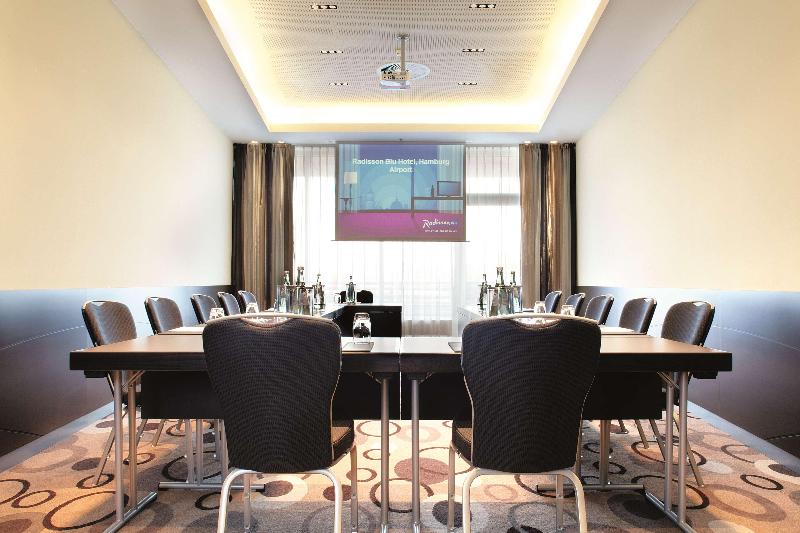 Radisson Blu Hotel, Hamburg Airport - Toplantı