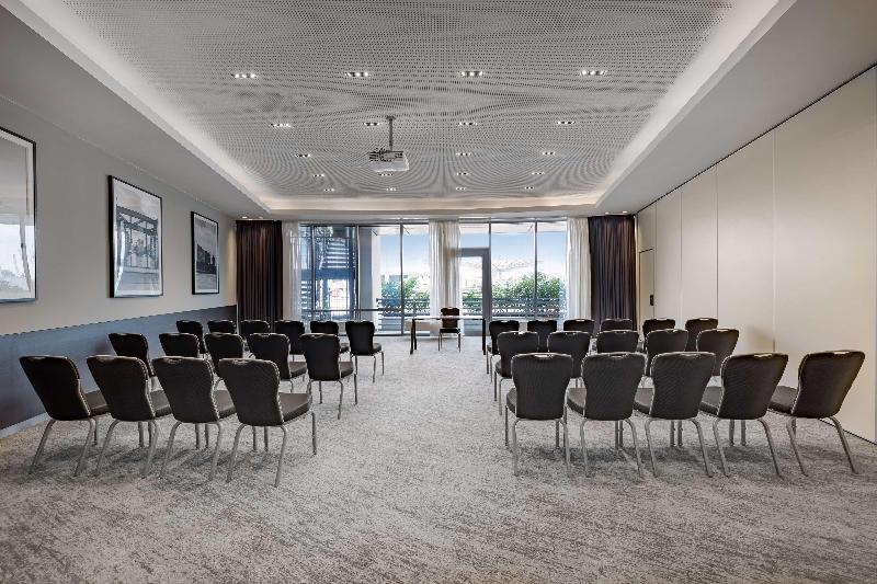 Radisson Blu Hotel, Hamburg Airport - Toplantı