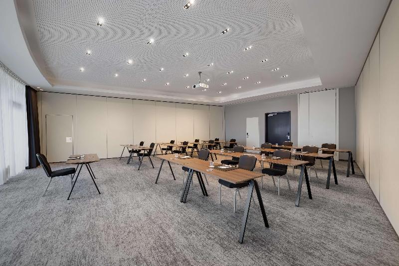 Radisson Blu Hotel, Hamburg Airport - Toplantı