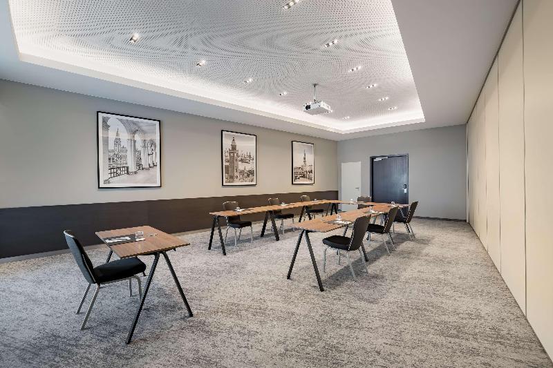 Radisson Blu Hotel, Hamburg Airport - Toplantı