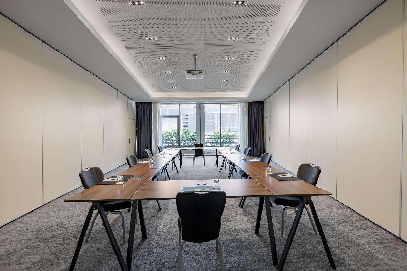 Radisson Blu Hotel, Hamburg Airport - Toplantı