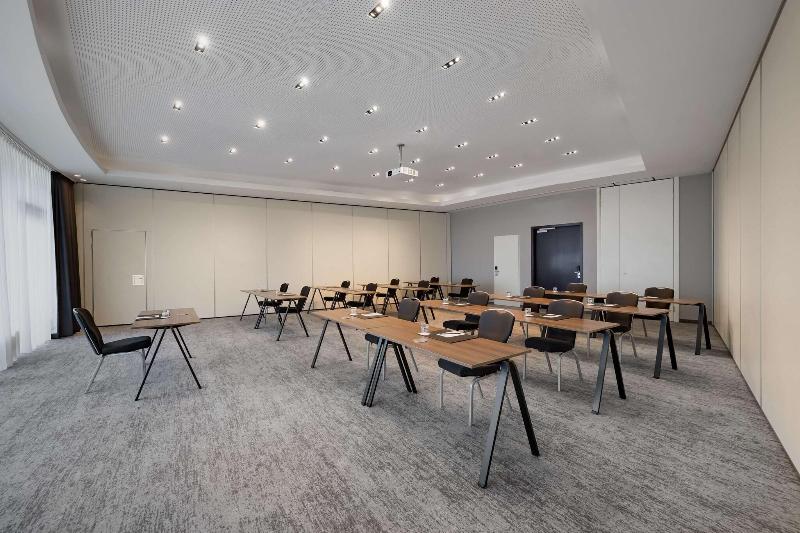 Radisson Blu Hotel, Hamburg Airport - Toplantı