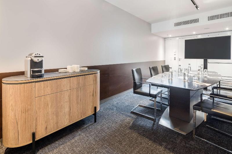 Radisson Blu Hotel, Hamburg Airport - Toplantı