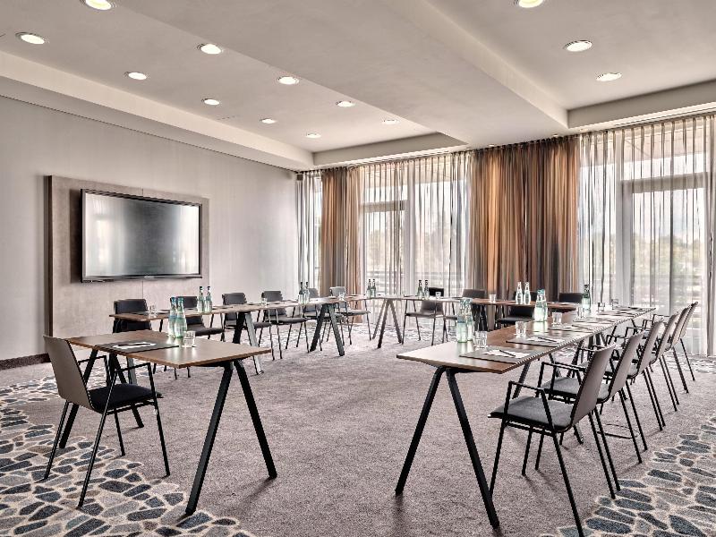 Radisson Blu Hotel, Hamburg Airport - Toplantı