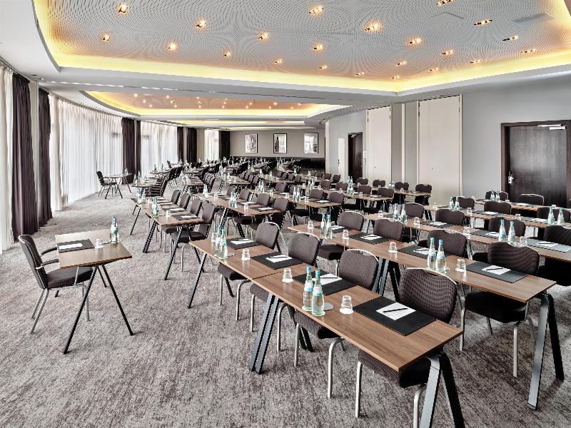 Radisson Blu Hotel, Hamburg Airport - Toplantı