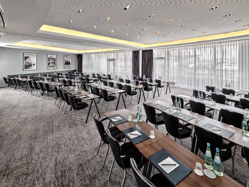 Radisson Blu Hotel, Hamburg Airport - Toplantı