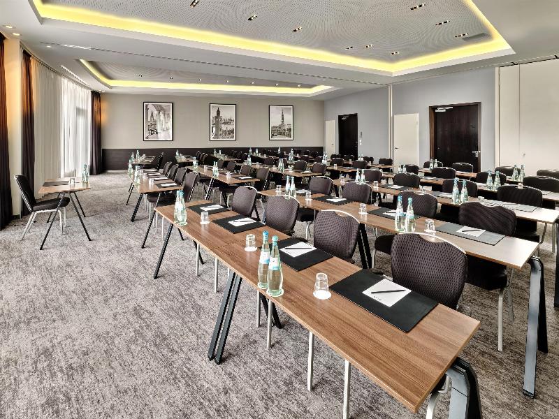 Radisson Blu Hotel, Hamburg Airport - Toplantı