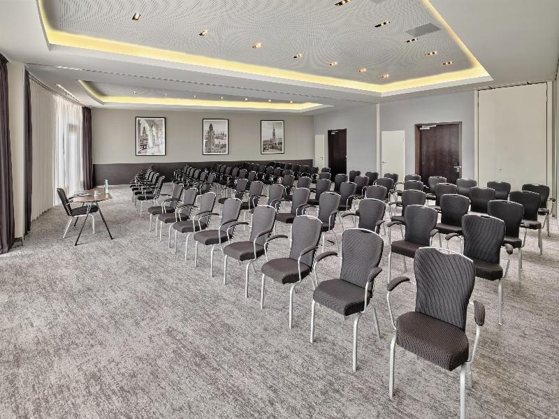 Radisson Blu Hotel, Hamburg Airport - Toplantı