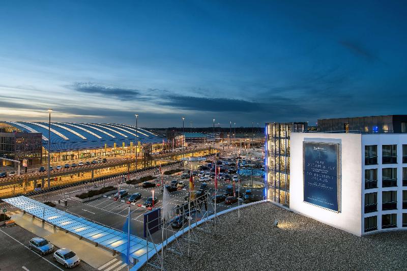 Radisson Blu Hotel, Hamburg Airport - Genel