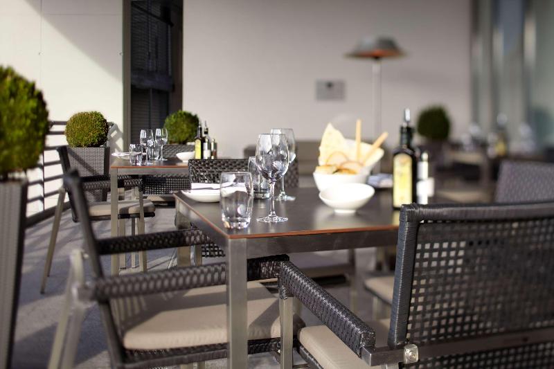 Radisson Blu Hotel, Hamburg Airport - Restoran
