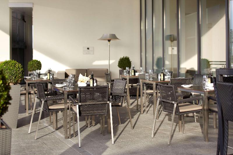Radisson Blu Hotel, Hamburg Airport - Restoran