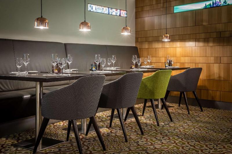 Radisson Blu Hotel, Hamburg Airport - Restoran