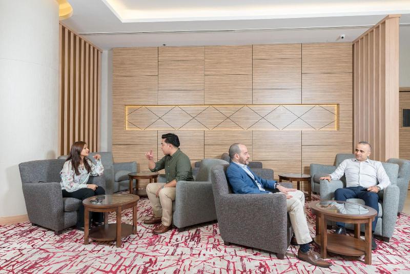 Ramada by Wyndham Dubai Deira - Lobi
