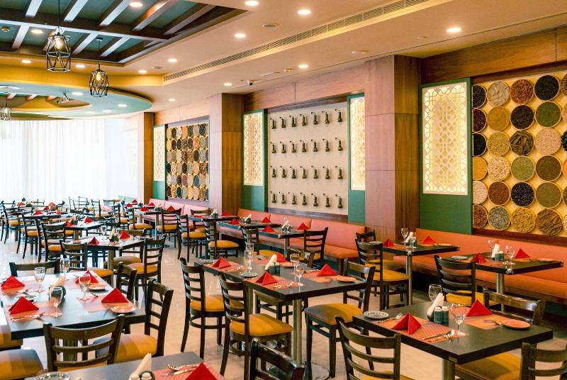 Ramada by Wyndham Dubai Deira - Restoran