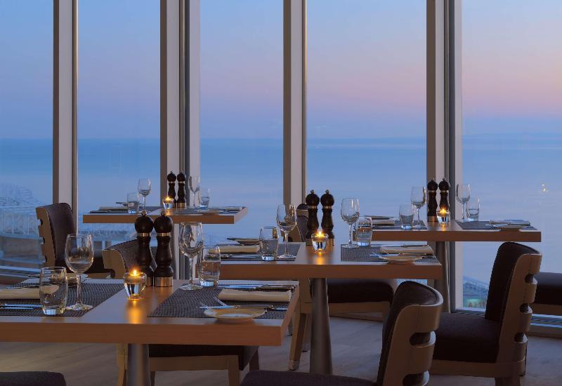 Radisson Blu Hotel, Batumi - Bar