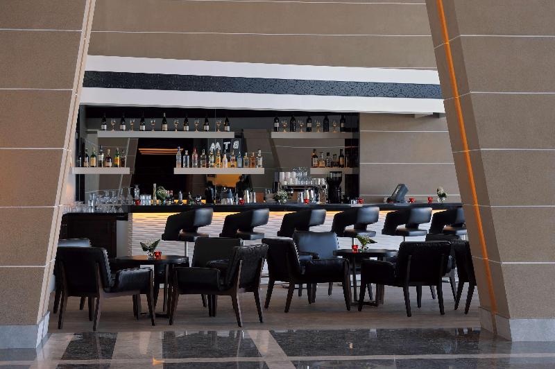 Radisson Blu Hotel, Batumi - Bar