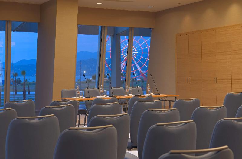 Radisson Blu Hotel, Batumi - Toplantı