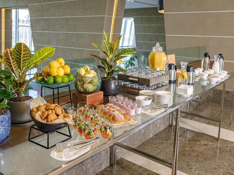 Radisson Blu Hotel, Batumi - Toplantı