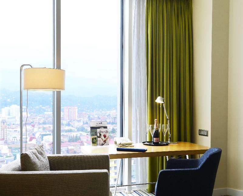 Radisson Blu Hotel, Batumi - Oda
