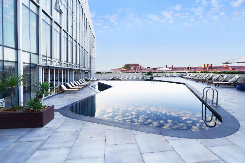 Radisson Blu Hotel, Batumi - Havuz