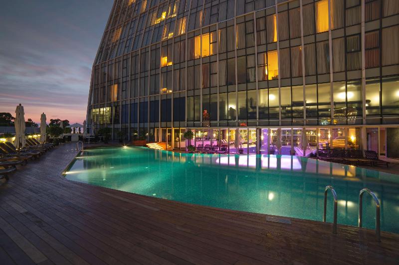 Radisson Blu Hotel, Batumi - Havuz