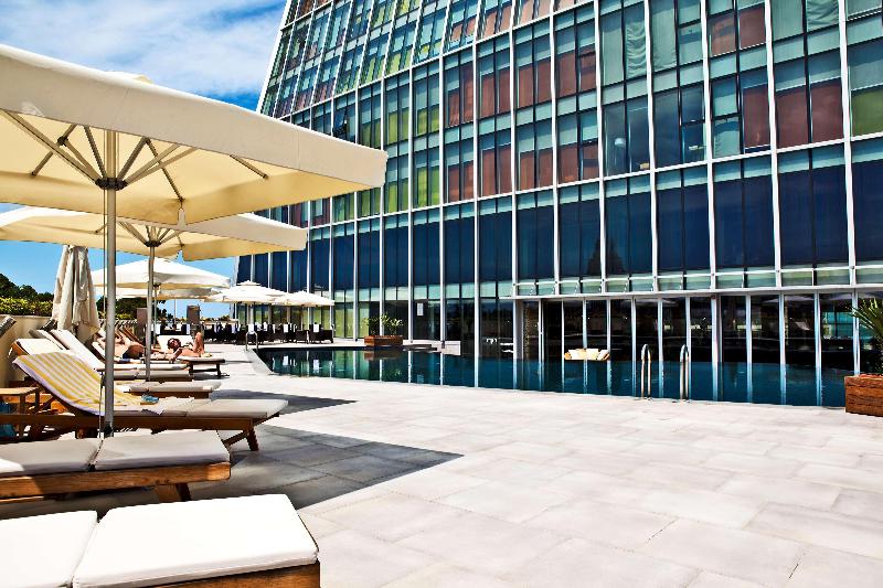 Radisson Blu Hotel, Batumi - Havuz
