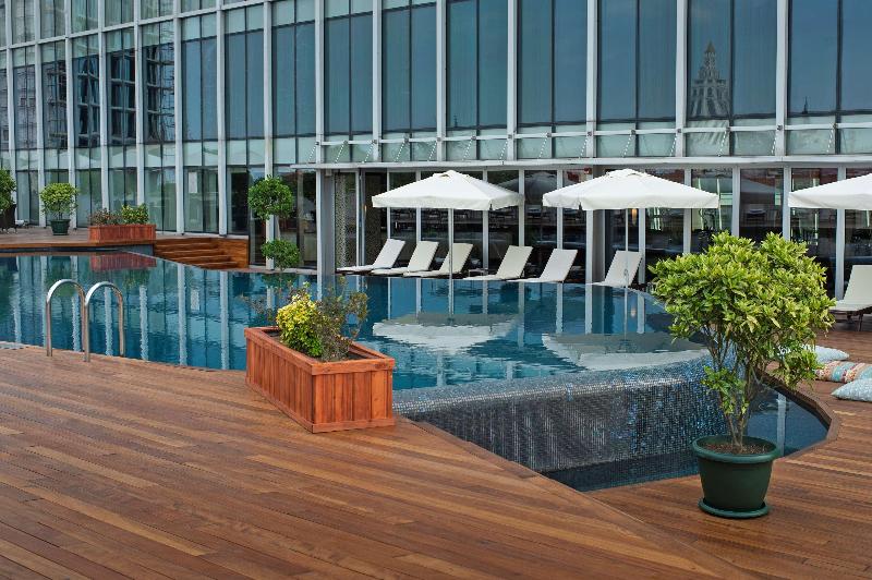 Radisson Blu Hotel, Batumi - Havuz