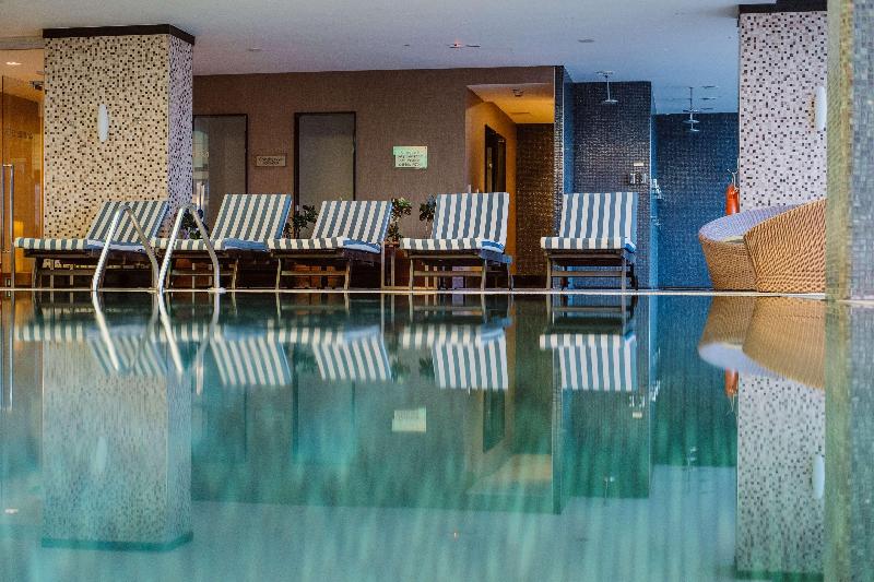 Radisson Blu Hotel, Batumi - Havuz