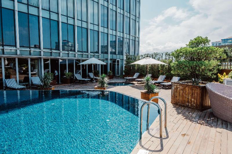 Radisson Blu Hotel, Batumi - Havuz