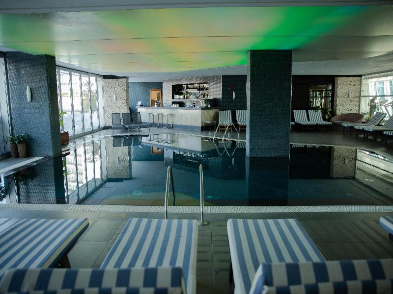 Radisson Blu Hotel, Batumi - Havuz