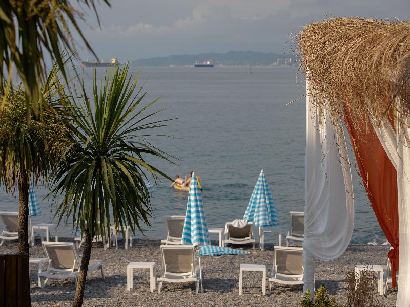 Radisson Blu Hotel, Batumi - Plaj
