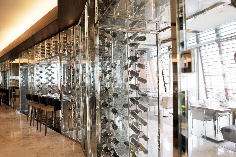 Radisson Blu Hotel, Batumi - Restoran