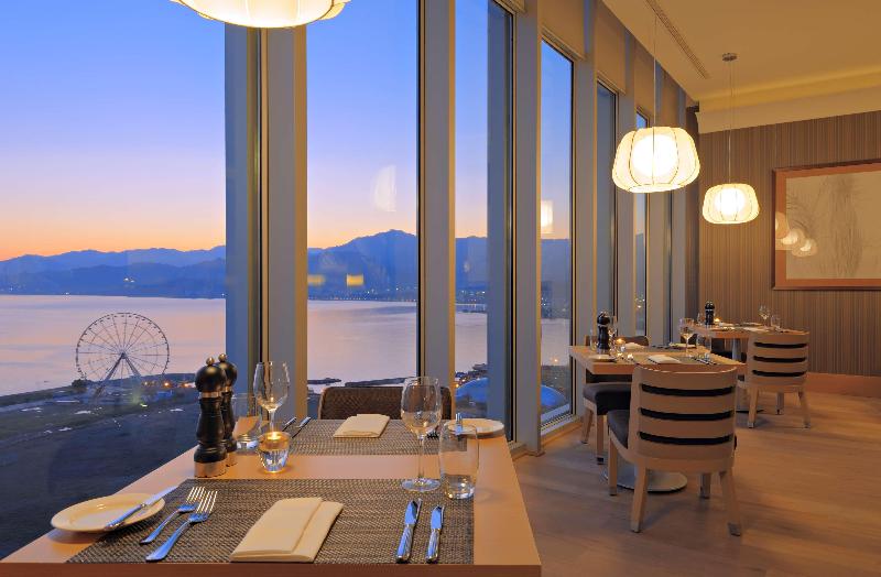 Radisson Blu Hotel, Batumi - Restoran