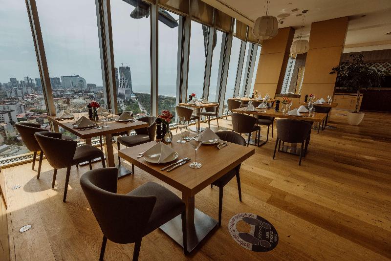 Radisson Blu Hotel, Batumi - Restoran