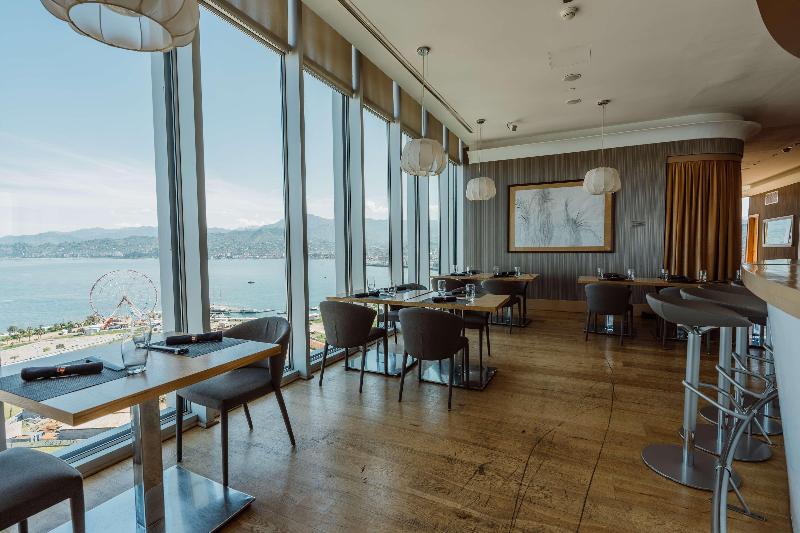 Radisson Blu Hotel, Batumi - Restoran