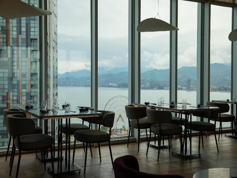 Radisson Blu Hotel, Batumi - Restoran