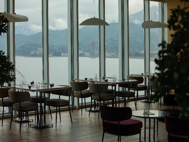 Radisson Blu Hotel, Batumi - Restoran