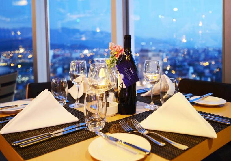 Radisson Blu Hotel, Batumi - Restoran