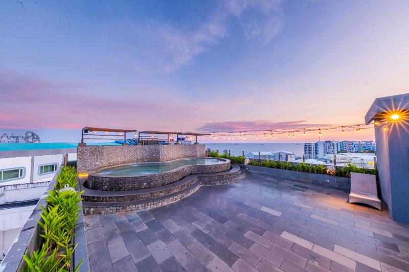 Grand Jatra Hotel Balikpapan - Havuz