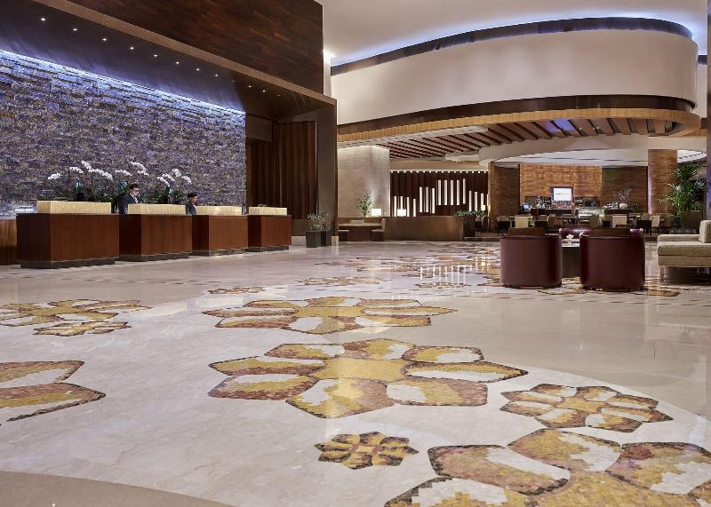 Swissôtel Al Ghurair - Lobi