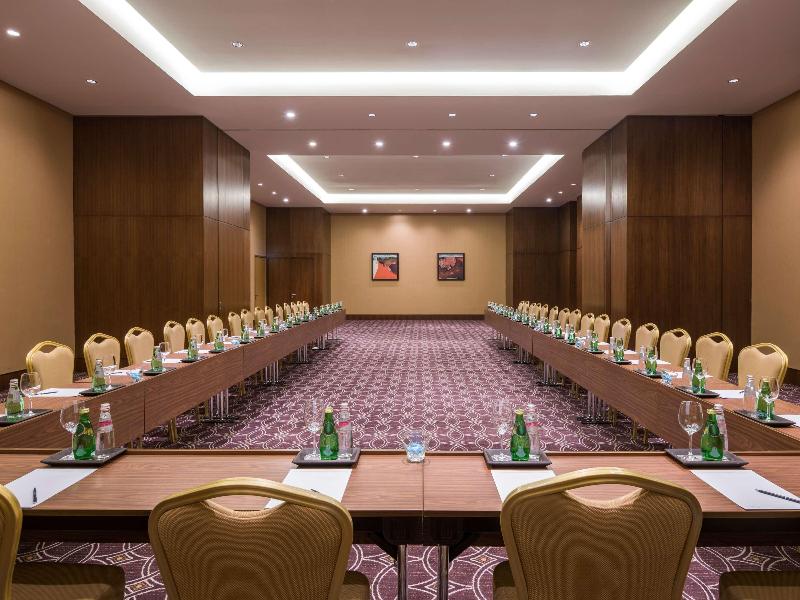 Swissôtel Al Ghurair - Toplantı