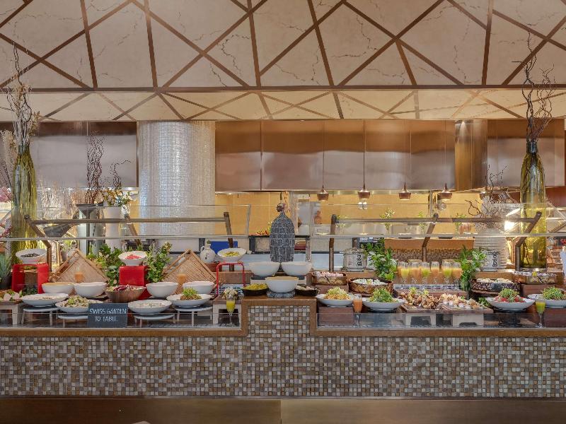 Swissôtel Al Ghurair - Genel